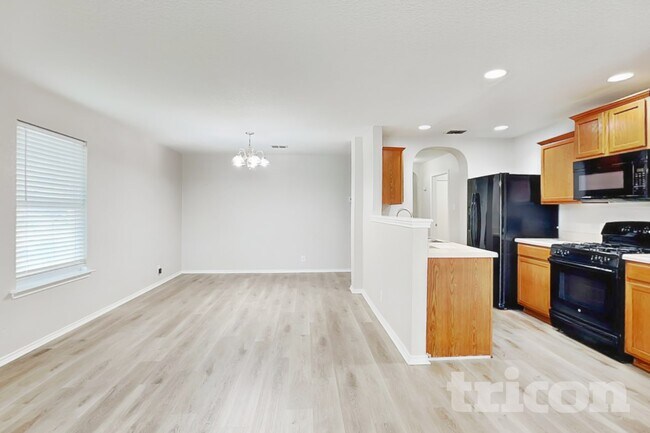Photo - 6510 Poseidon Way