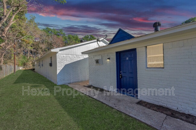 Photo - 409 Austin Rd Unit Studio  5