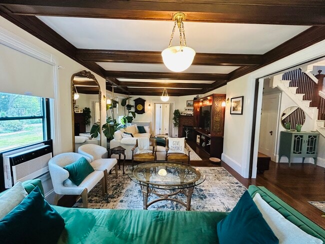 Photo - 37 School St