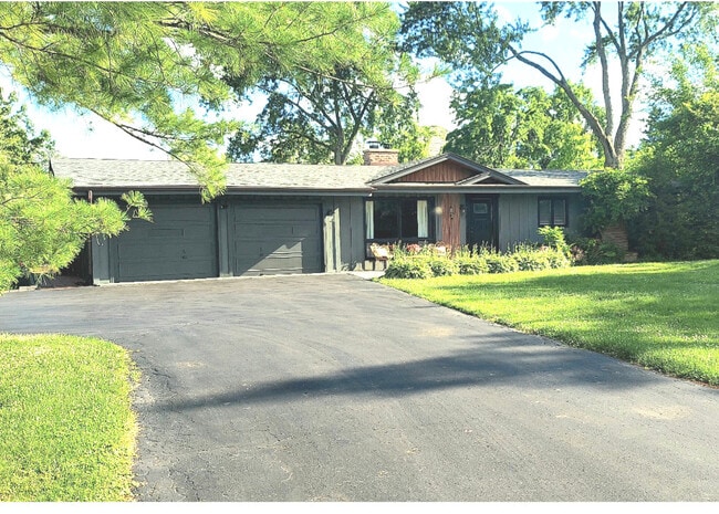 Photo - 83 Wildwood Dr