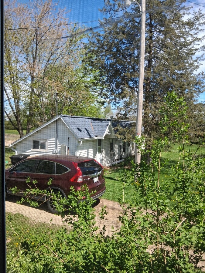 Photo - 808 E Holum St