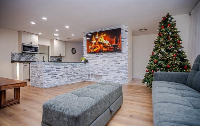 Photo - 2719 Forest Knoll Dr