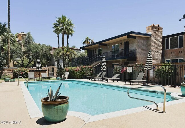 7401 E Northland Dr Unit 6