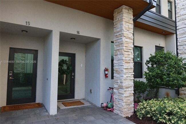 Photo - 10467 NW 82nd St Unit 16
