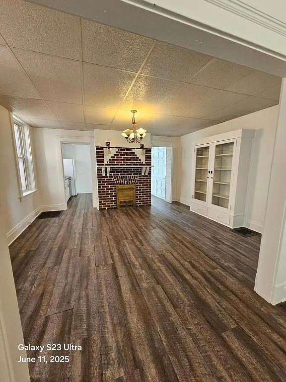 130 S Spring Ave