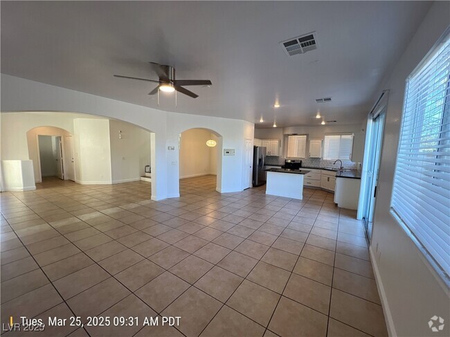 Building Photo - 549 Halloran Springs Rd Rental