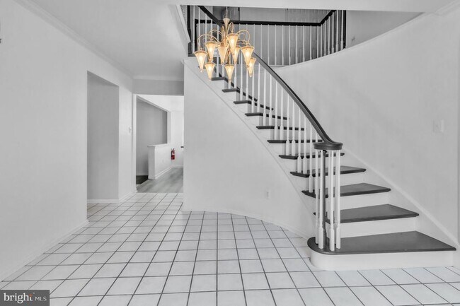 Photo - 5 Greenleigh Cir