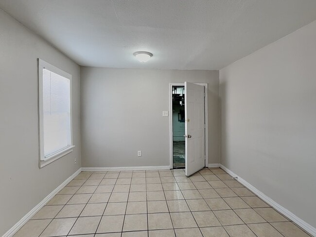 Photo - 3758 Denton Hwy