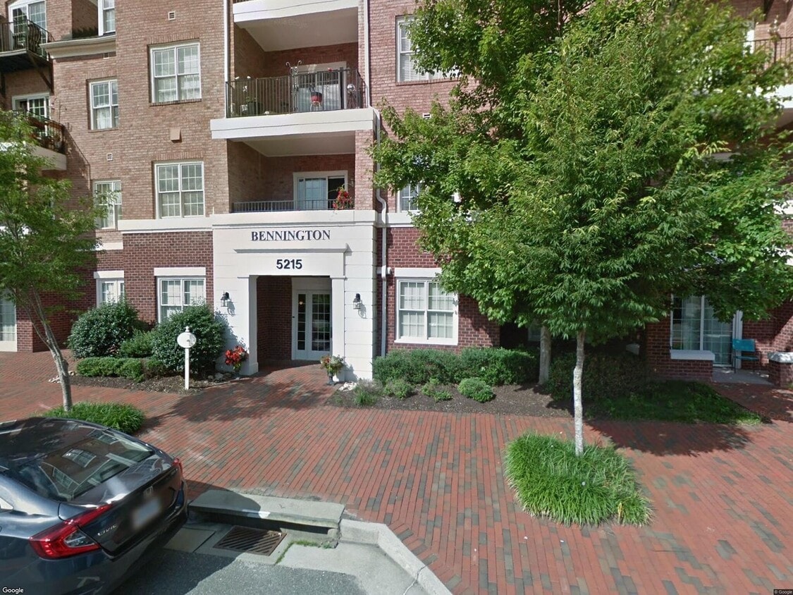 2 bedroom/ 2 bathroom- Bennington on the Park - 2 bedroom/ 2 bathroom- Bennington on the Park
