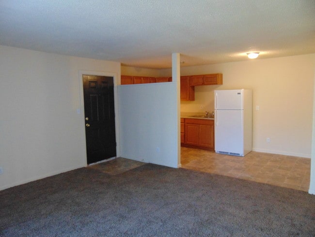 Photo - Deerbrook Apartments