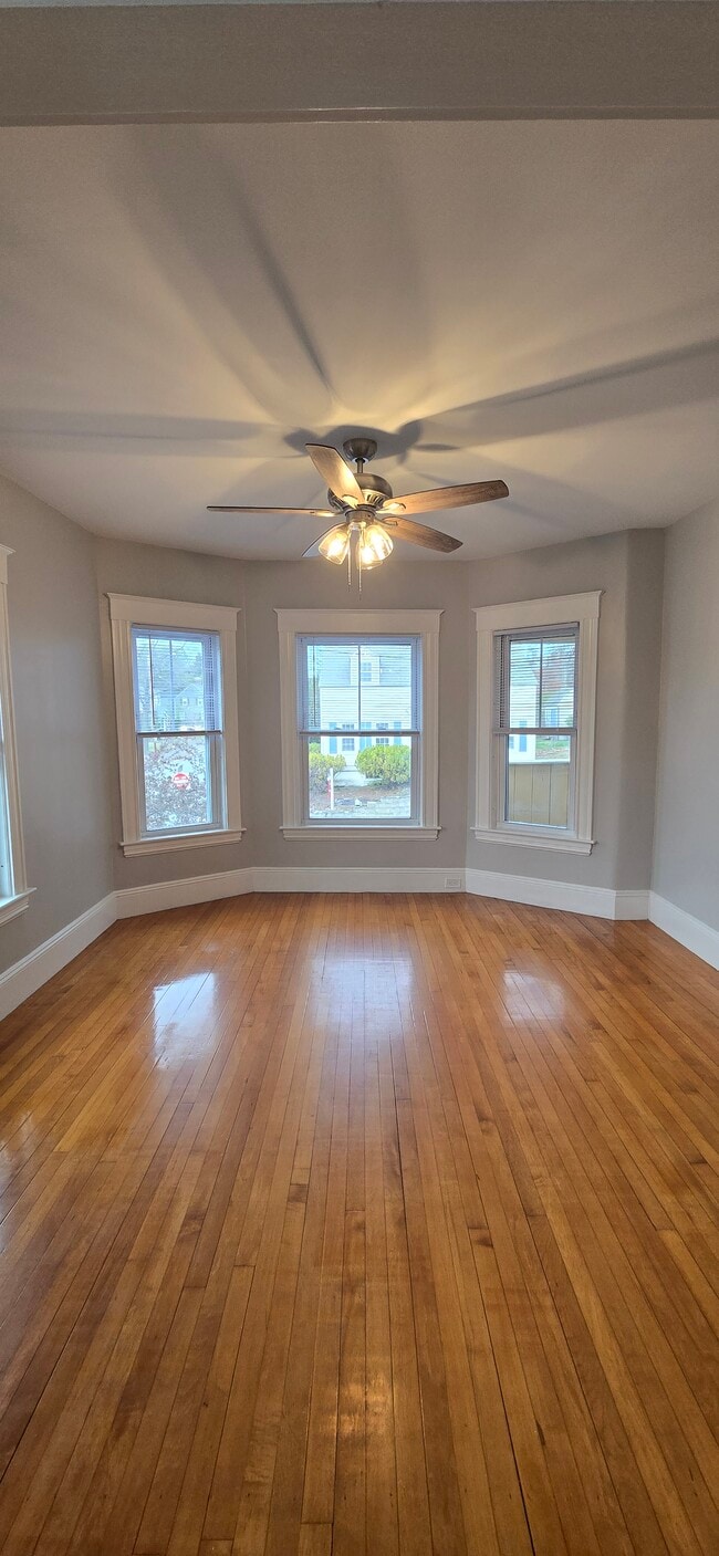 Photo - 860 Beech St Unidad 860 Beech Street Manchester NH