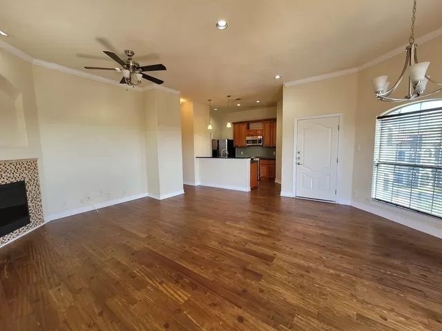 Photo - 5455 Rowley Rd Unidad 5302