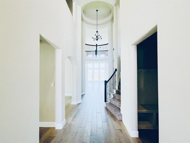 Photo - 20927 Velvet Wing Dr