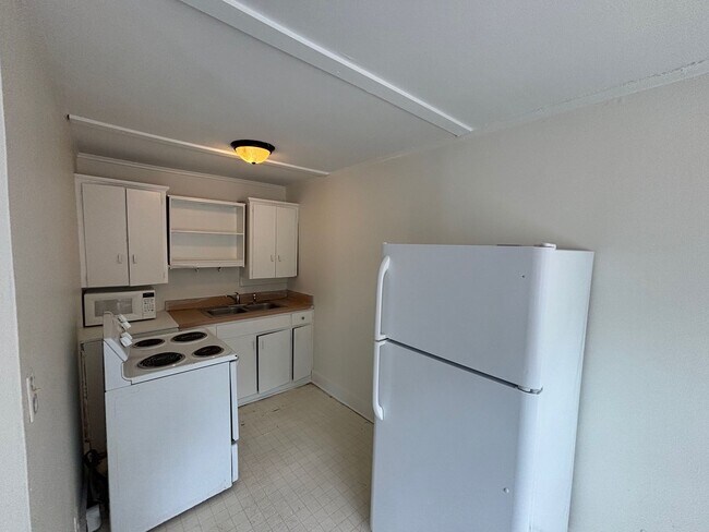 Photo - 1403-1407 McArthur Ave Unit 1405