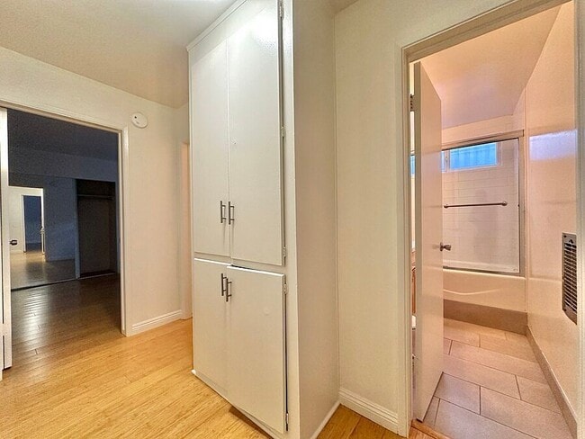 Photo - 23 Thornton Ave Unidad 8