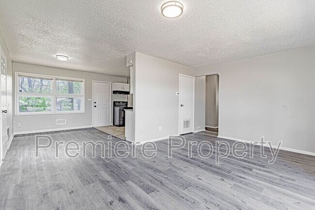 Photo - 11123 Blue Ridge Blvd