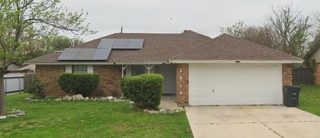 Building Photo - Mature Trees and Modern Conveniences - 3 b... Rental