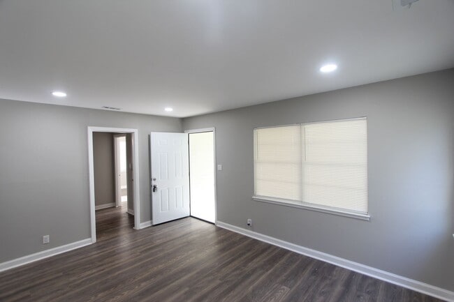 Photo - Cute ! Cute! Cute! New on the Market and Newly Renovated!