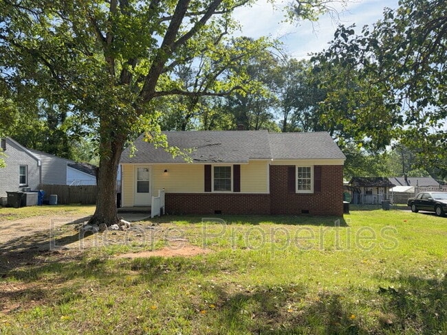 Building Photo - 2731 Knowles St