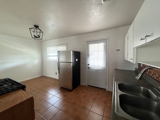 Photo - 1736 N Penasco Dr