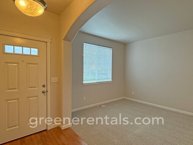 Photo - 4BR/2.5BA with Bonus Loft and Den in Lacey