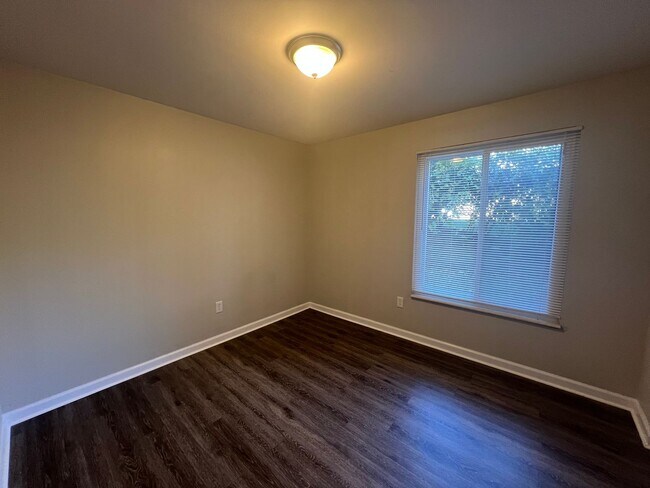 Photo - Updated 2 Bedroom Condo Available in Kirkwood!
