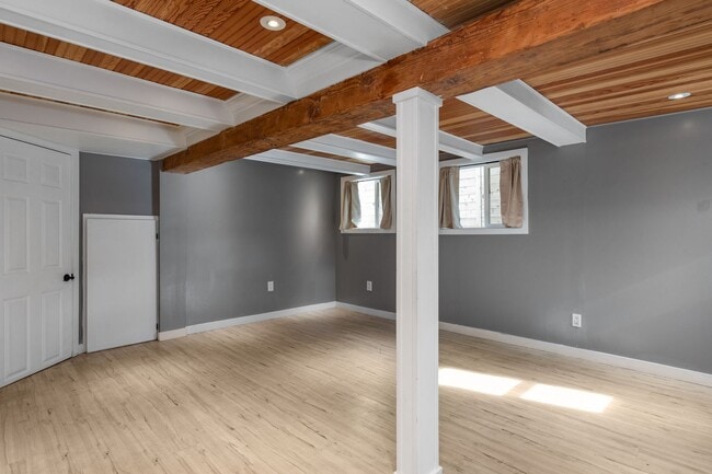 Photo - 5155 Unidad B