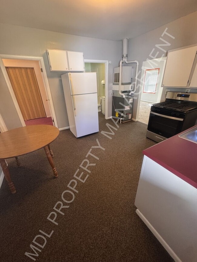 403 Polk St