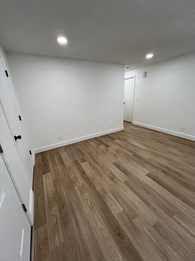 Sala de estar - 14310 NE 14th Cir