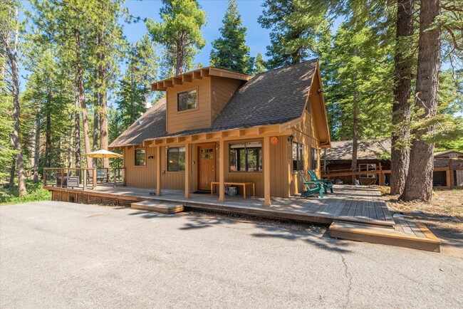 SKI LEASE: Hot Tub, Pet Friendly, Wood Stove - SKI LEASE: Hot Tub, Pet Friendly, Wood Stove Casa