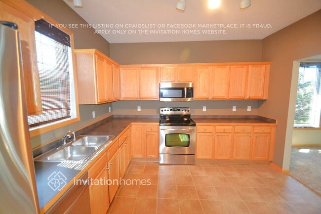 Photo - 13312 Tulip St NW