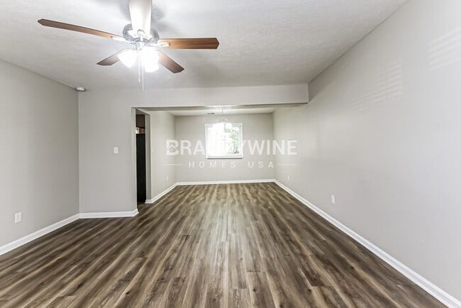 Photo - 1579 Purcell Cir