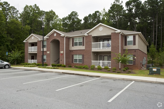 Photo - Skyline Trace Apartments