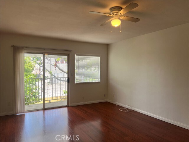 Photo - 147 Mariposa Ave Unidad D