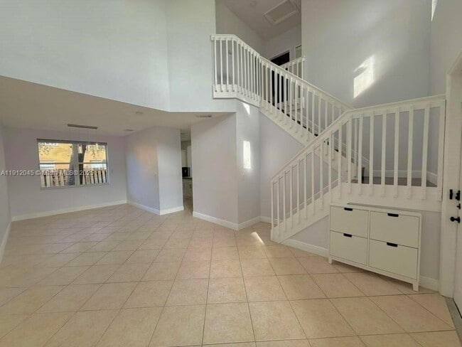 Building Photo - 922 NW 134th Ave