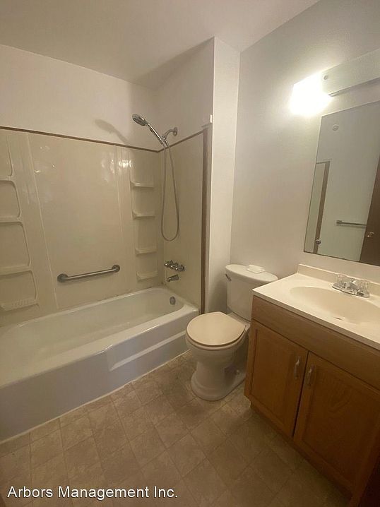 Photo - 535 New Alexandria Rd Apartments Unit 2