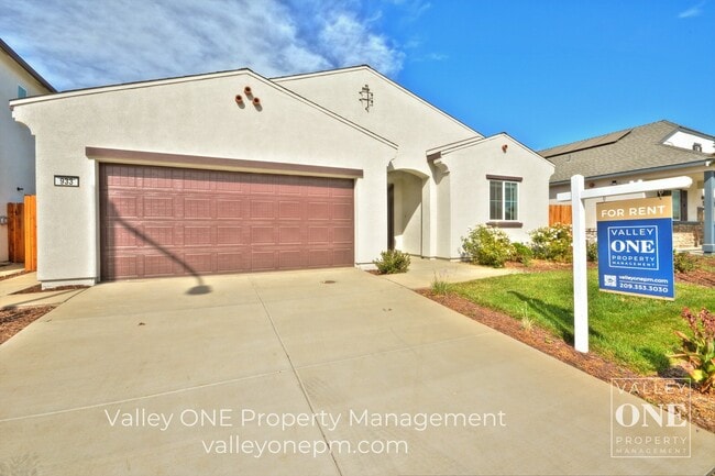 Photo - 933 Tipton Ln
