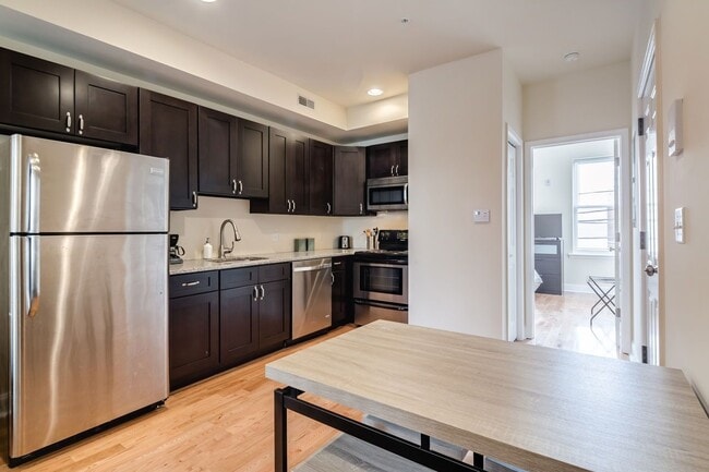 Photo - 2551 Grays Ferry Ave