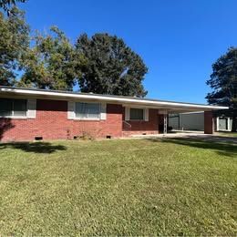 Photo - 1106 Ridge Rd