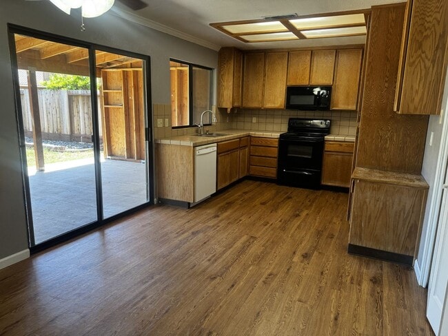 Photo - Charming Oakdale Home 3 bedrooms 2 bathrooms