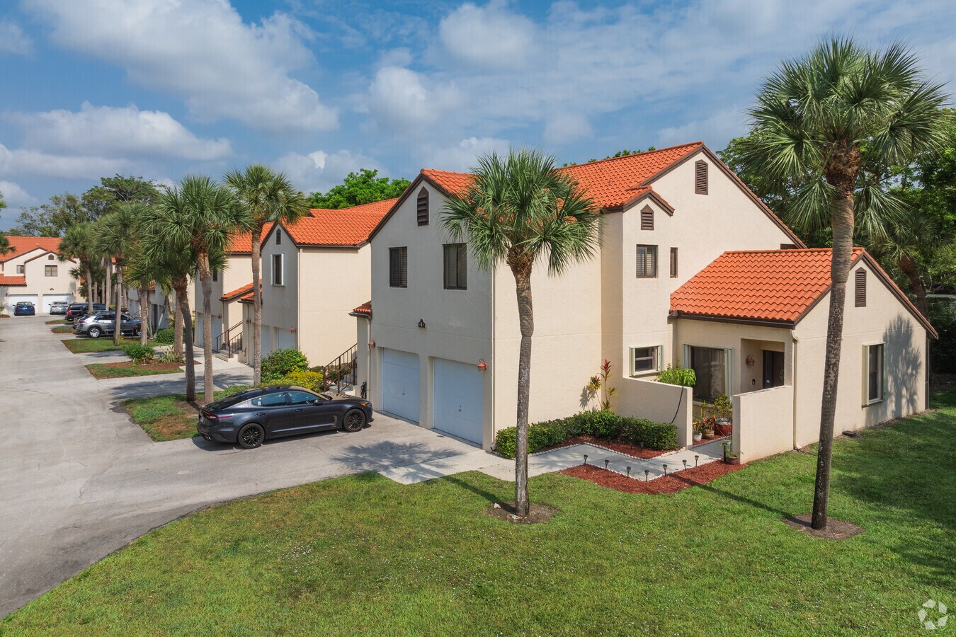 Primary - Southlake Condominiums