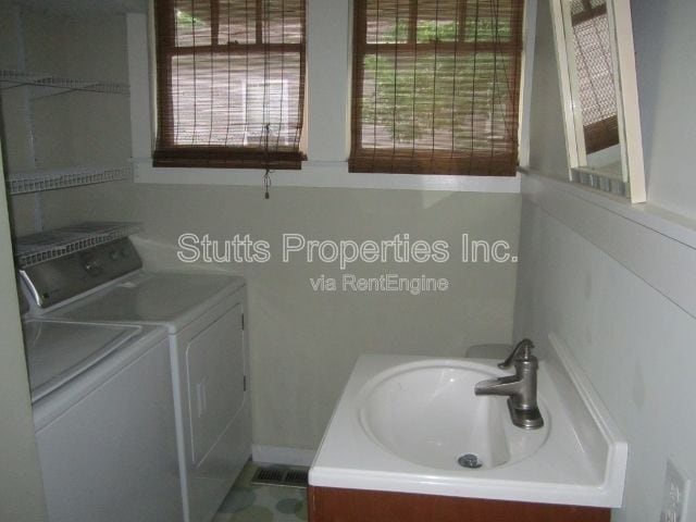 Photo - 403 Almon Ave