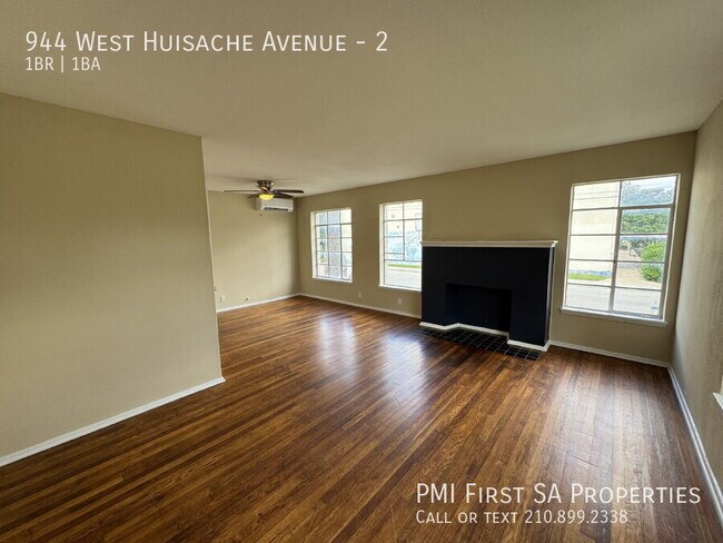Building Photo - 944 W Huisache Ave Unit 2