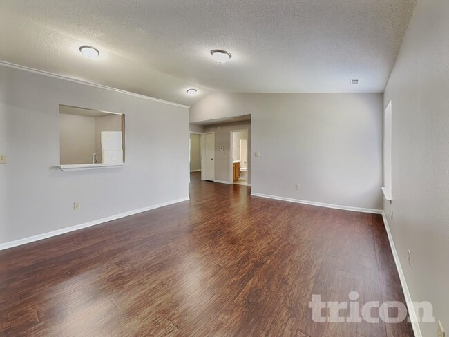 Photo - 4211 Dunedin Ct