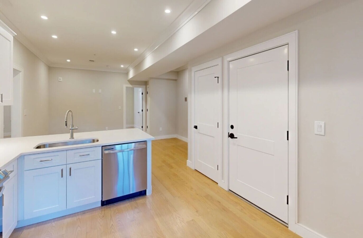 Photo - Charming 3 Bedroom-No Broker Fee