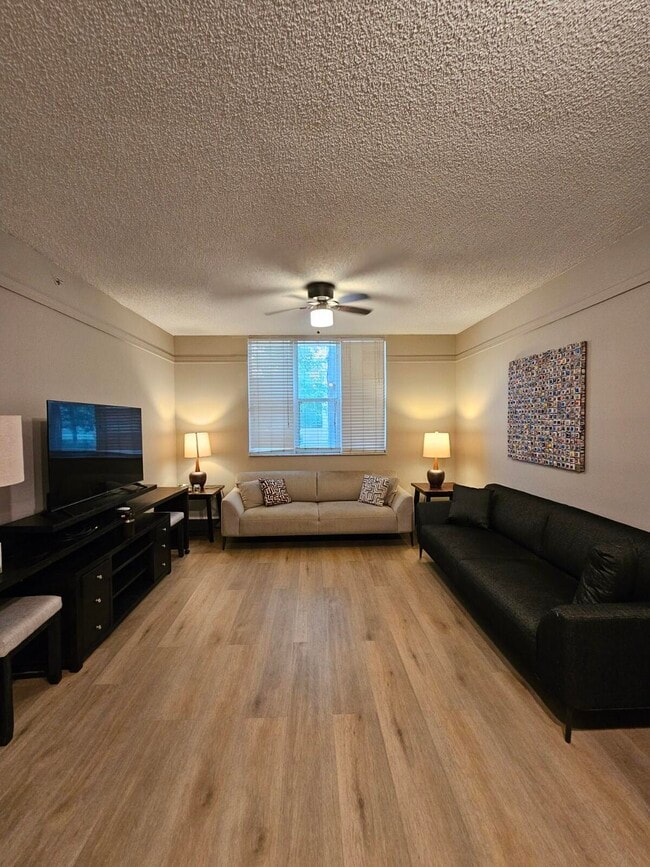 Photo - 780 S Sapodilla Ave Unit 105