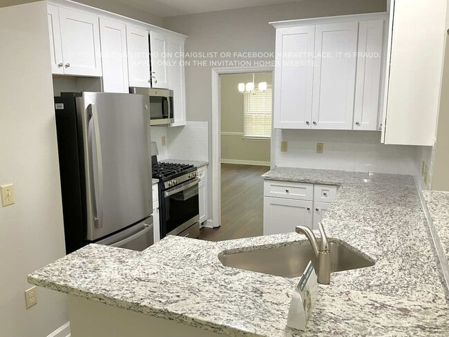 Photo - 4124 Silvermere Way