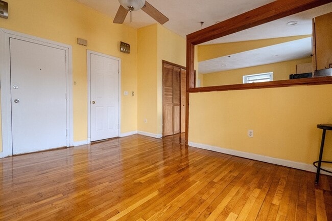 Photo - 45 Tudor St Unit 9