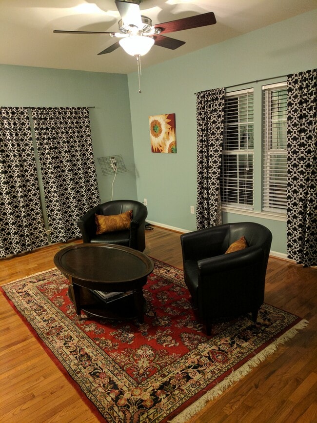 Photo - 850 Rockcreek Rd