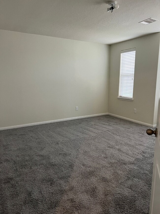 Photo - 12214 Regatta Ln